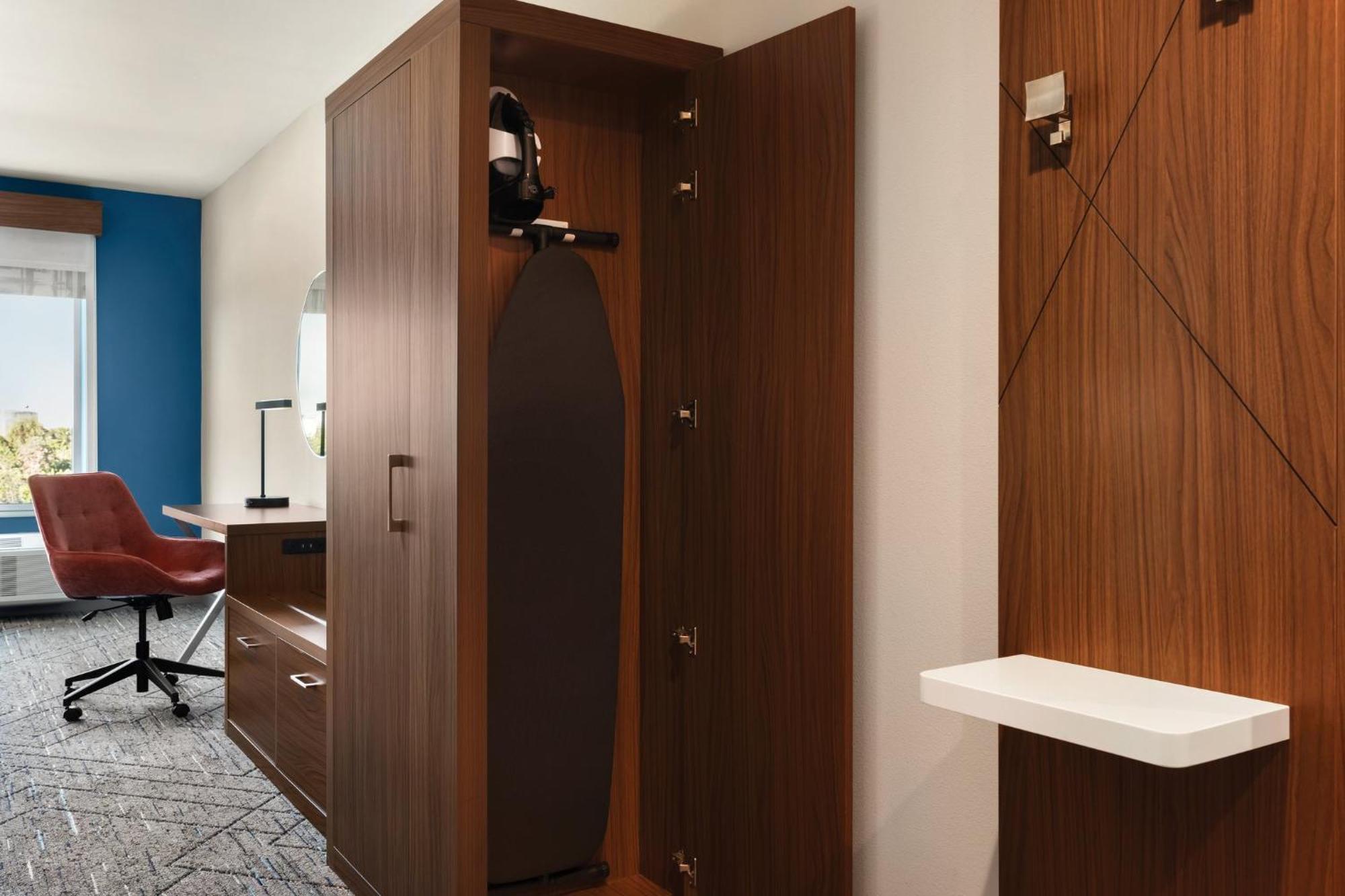 Holiday Inn Express Cape Canaveral By Ihg 외부 사진